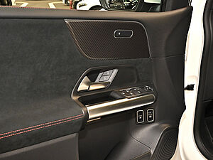 Mercedes-Benz B 250 e AMG Sport Advanced Plus 22 navigation