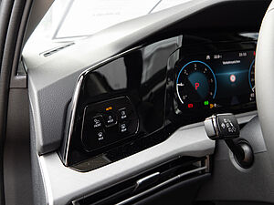 Volkswagen Golf VIII Variant Life 2.0 TDI DSG 29 navigation