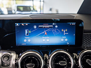 Mercedes-Benz GLB 250 4M Progressive Advanced 10 navigation