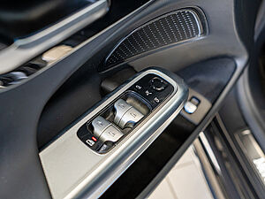 Mercedes-Benz E 200 T AMG Sport Advanced Plus 22 navigation