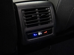 Volkswagen Golf VIII GTD 2.0 DSG 10 navigation