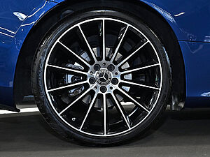 Mercedes-Benz E 200 Coupé AMG Line 5 navigation