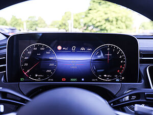 Mercedes-Benz E 300 de T Avantgarde Advanced Plus 19 navigation