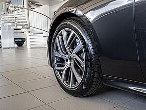 Mercedes-Benz E 300 e T Avantgarde Advanced Plus 5 navigation