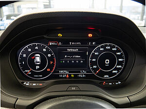 Audi Q2 35 TFSI S line 18 navigation