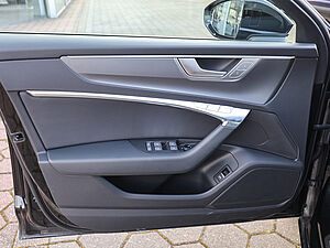 Audi A6 Avant advanced 40 TDI quattro S tronic 30 navigation