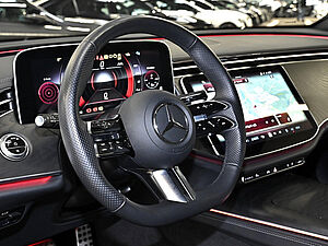 Mercedes-Benz E 220 d AMG Line 27 navigation
