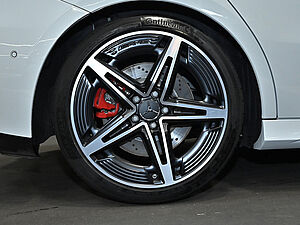 Mercedes-Benz A 45 AMG S 4M+ 8 navigation