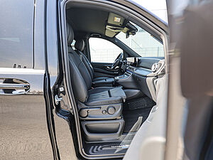 Mercedes-Benz V 300 d AVANTGARDE Extralang 2 navigation