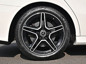Mercedes-Benz A 200 Limo AMG Sport Advanced Plus 8 navigation