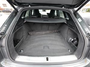 Audi e-tron S quattro 33 navigation