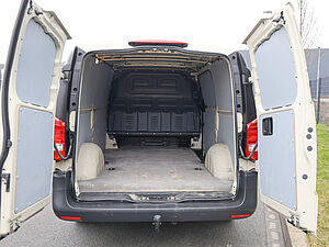 Mercedes-Benz Vito 114 CDI Lang 28 navigation