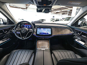 Mercedes-Benz E 220 d T Exclusive Premium 8 navigation