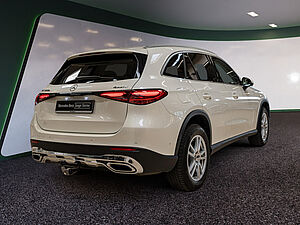 Mercedes-Benz GLC 220 d 4M Avantgarde Advanced 3 navigation