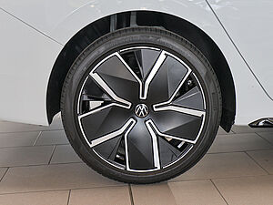 Volkswagen Passat R-Line 2.0 TDI 4M 6 navigation