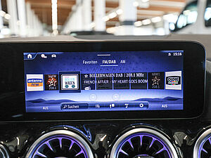 Mercedes-Benz B 250 4M AMG Sport Premium 11 navigation