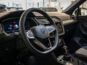 Volkswagen Tiguan MOVE 1.5 TSI DSG 27 navigation