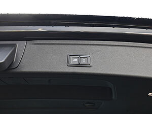 Audi A4 Avant advanced 40 TFSI S tronic 33 navigation