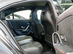 Mercedes-Benz CLA 200 Coupé AMG Sport Premium 4 navigation