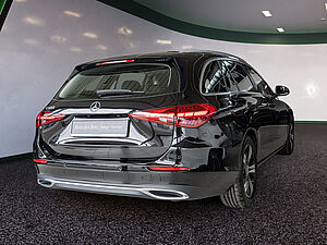 Mercedes-Benz C 300 T Avantgarde 3 navigation