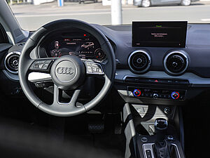 Audi Q2 S line 35 TFSI S tronic 8 navigation