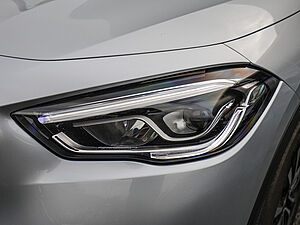Mercedes-Benz GLA 200 d Progressive 32 navigation