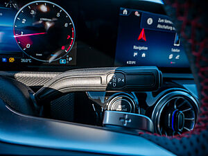 Mercedes-Benz CLA 200 Coupé AMG Line 18 navigation