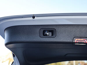 Mercedes-Benz E 200 T AMG Advanced Plus Superscreen 34 navigation