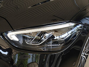 Mercedes-Benz C 200 T AMG Sport Advanced 19" 32 navigation