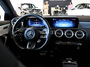 Mercedes-Benz CLA 35 AMG SB 4M Advanced Plus 9 navigation