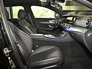 Mercedes-Benz E 300 d 4M T AMG Line 3 navigation