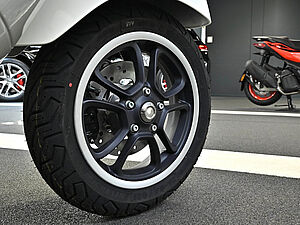 Vespa GTS 125 Super E5+ 4 navigation