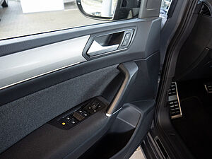 Volkswagen Touran Move 2,0 TDI DSG 32 navigation