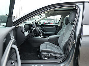 Volkswagen Passat Business 2.0 TDI DSG 9 navigation
