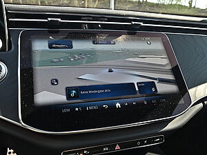 Mercedes-Benz E 220 d T AMG Line 11 navigation
