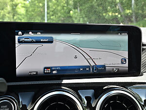 Mercedes-Benz CLA 180 Coupé Progressive Advanced 11 navigation