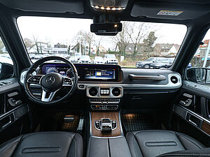 Mercedes-Benz G 400 d Night 8 navigation