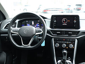 Volkswagen T-Roc 1.5 TSI Life 10 navigation