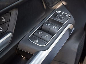 Mercedes-Benz EQB 300 4M AMG Sport Advanced 19 navigation