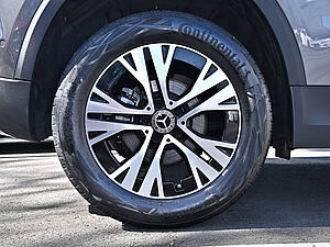 Mercedes-Benz GLA 180 Progressive 8 navigation