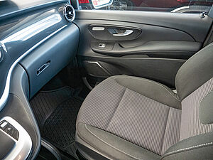 Mercedes-Benz EQV 300 lang 13 navigation