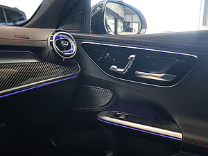Mercedes-Benz C 43 AMG 4M Premium Carbon 17 navigation