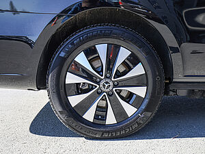 Mercedes-Benz V 300 d AVANTGARDE Extralang 6 navigation
