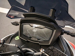 Aprilia SR 125 SR GT 200 ABS 6 navigation