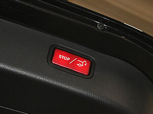 Mercedes-Benz C 180 T Avantgarde Advanced Plus 31 navigation