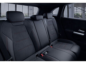 Mercedes-Benz GLA 250 AMG Line 9 navigation