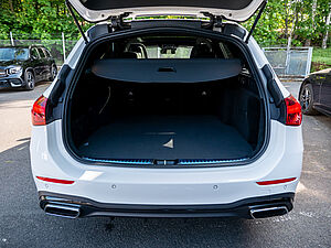 Mercedes-Benz C 220 d T 20 navigation