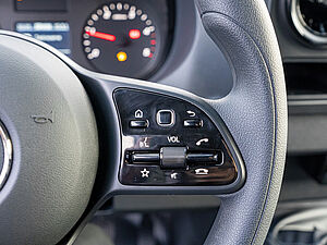 Mercedes-Benz Sprinter 317 CDI Tourer L2H2 15 navigation