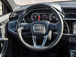 Audi Q3 35 TDI S line 9 navigation