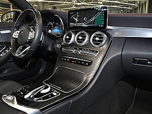 Mercedes-Benz C 200 Cabrio AMG Line 9 navigation